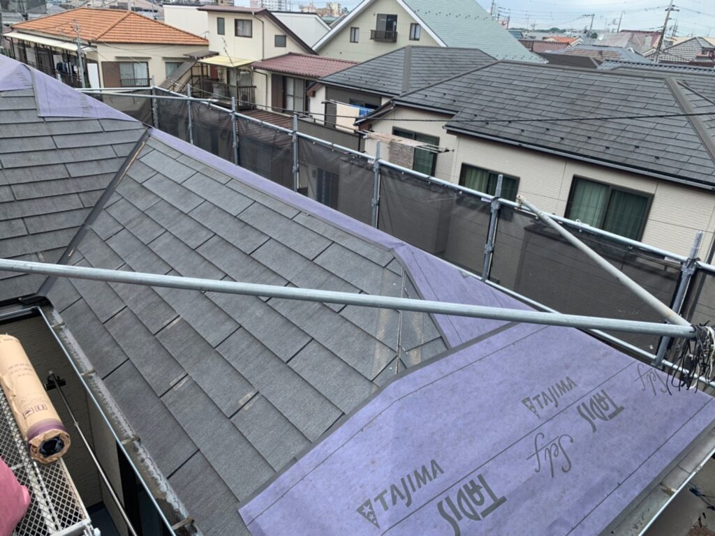 屋根重ね葺き工事　ジンガリウム鋼板　ディーズルーフィング　エコグラーニ