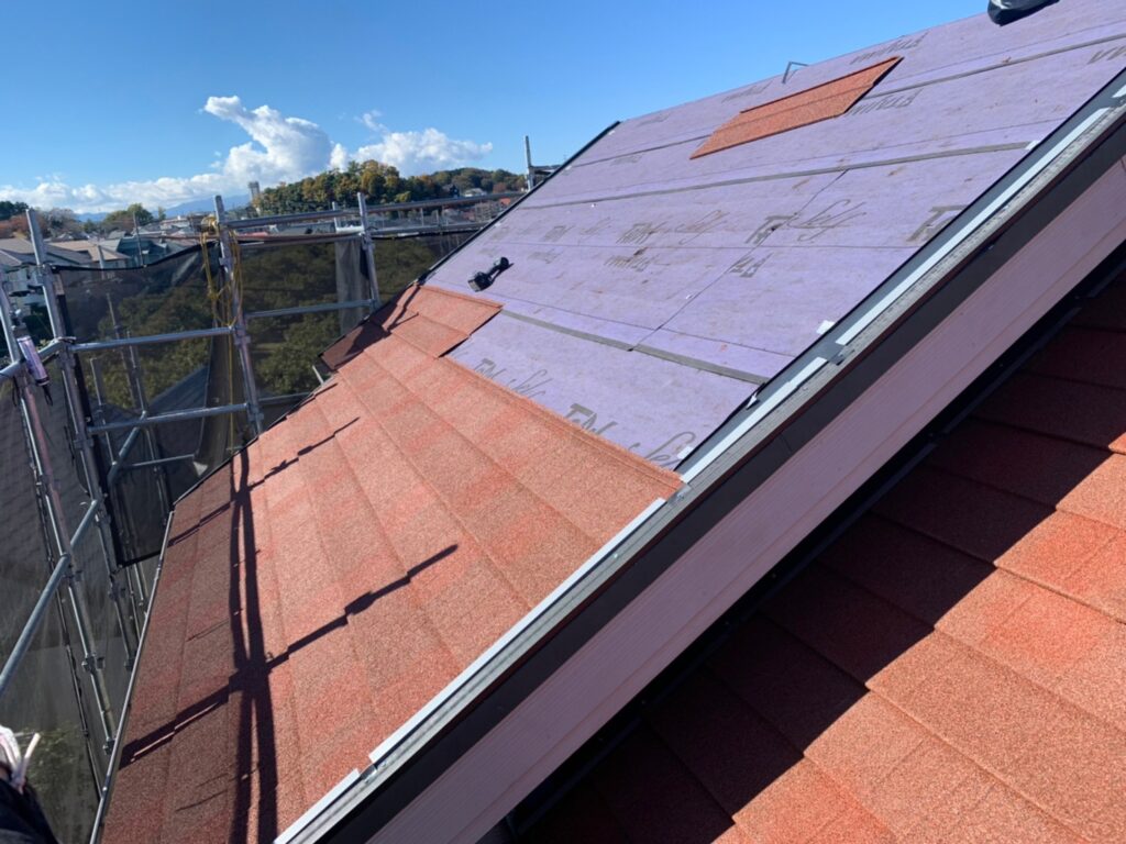屋根重ね葺き工事　ジンガリウム鋼板　ディーズルーフィング　ディプロマットスター